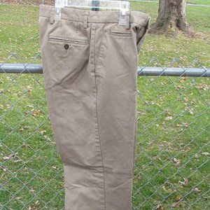 Dockers D4 Relaxed Fit Flat Front Khakis 32W 34L